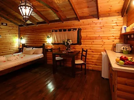 Tzlil Hateva Отели в г. Пкиин