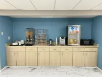 Days Inn by Wyndham Farmington NM - parking