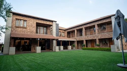 Alveston Manor Hotel Hotels in Nkangala