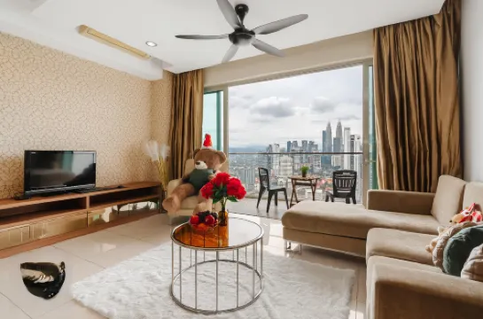 Regalia Residence @ KLCC View Sky Pool by MC Photos