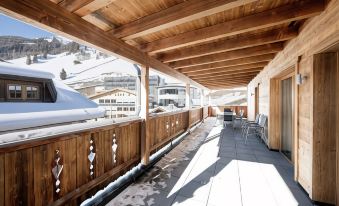 Luxurious Apartment with Sauna Garage Roof Terrace