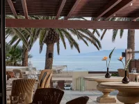 Finikas Hotel Hotel dekat Pantai Agiassos