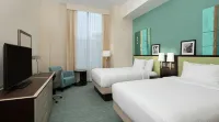 DoubleTree by Hilton Miami Doral - piscine