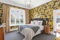 Delgattie Estate Hotels in Glenburnie