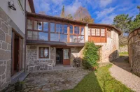 O Canto da Terra Hotels in Sober