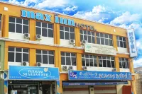 Max Inn Hotel Hotels near Tian Pao Kong Chinese Temple