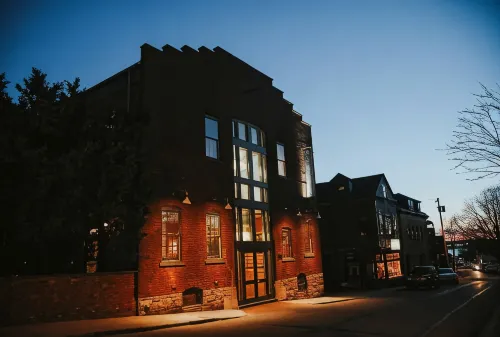 Mill Street Inn Hotels in Newport