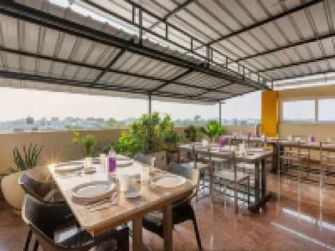 Treebo Grace Inn, 3 Min Walk from Promenade Beach Hotels in Puducherry