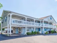 Travelodge by Wyndham Cape Cod Area Hotels in Barnstable County