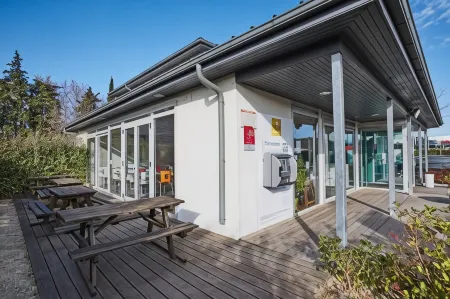 HÔTEL PREMIERE CLASSE AVIGNON SUD - Parc des Expositions