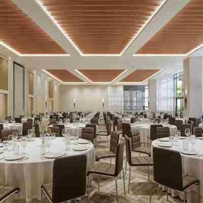 Residence Inn Reston Dining/Meeting Rooms