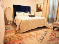 Spacious Palatial 4-bedroom beautiful family-friendly house in Columbus Hotels in Brice