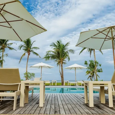 Isla Cabana Resort Hotels near PADEL & PALMS