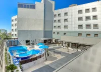 Geneva Hotel - Uima-altaat