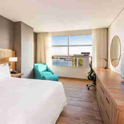 Hilton Garden Inn Santa Marta Rooms