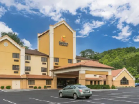 Comfort Inn & Suites LaVale - Cumberland Hoteles en La Vale