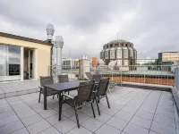 EA ApartHotel Melantrich Hôtels à proximité de : Lucerna Music Bar