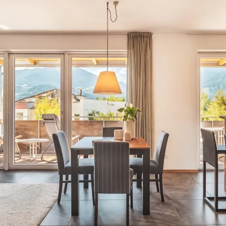 Hidalgo Suites