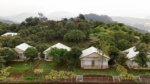 Tiki Farms فنادق في Kalamboli Tarf Waredi