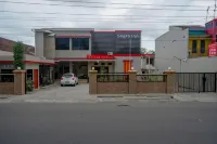 RedDoorz near Kampus UMP Purwokerto 2 Hotel dekat GOR Mahesa Jenar