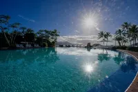 Poinciana Lodges - Ocean Views Hotels near Hamilton Island
