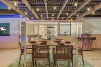 4Br Chula Vista Getaway: Splash, Play & Game!