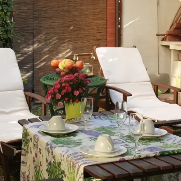 St. John Villa Hôtels à proximité de : Colisée