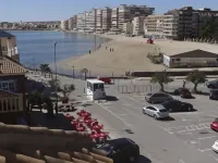 Apartamentos Marina Internacional - parking