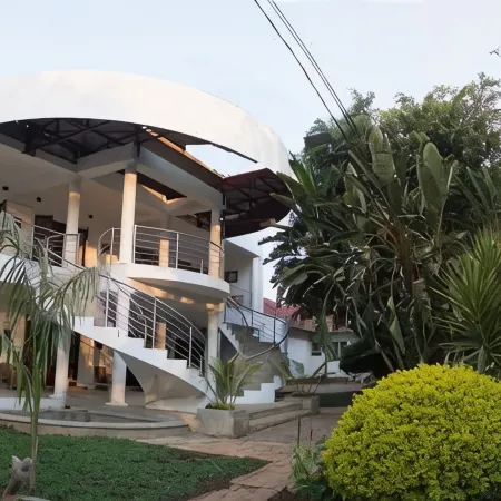 Motsamai Lodge