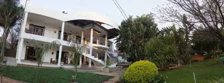 Motsamai Lodge Отели в г. Булавайо