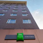 Ibis Styles Curitiba Aeroporto Hotel a 