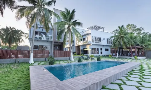 Serenity Residences & Spa - Kokrobite Beach