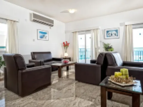 Sunny Hill Hotel Apartments Hotels in Chloraka