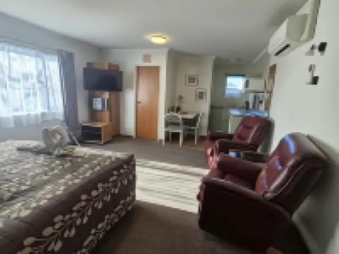 Alexandra Motor Lodge NZ Hotels in Alexandra