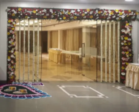 Hotel Utsav Deluxe Hotels near ISKCON NVCC Temple