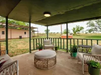 Peaceful Country Getaway with Hot Tub & Fire Pit Hotels in Mitchell County