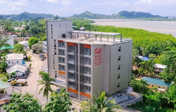 West Plaza Hotel at Lebuu Street