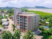 West Plaza Hotel at Lebuu Street Các khách sạn gần K.B Bridge