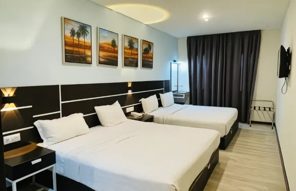 帕裏蒂本塔爾K花園酒店