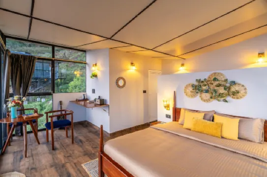 Zostel Plus Poombarai, Kodaikanal