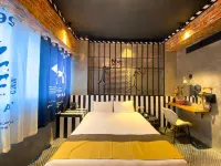 Hexing Hotel