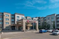 Best Western Plus Sawridge Suites - موقف سيارات