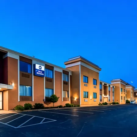 Best Western the Inn at Rochester Airport Отели рядом с достопримечательностью «Планетарий Страсенбург»