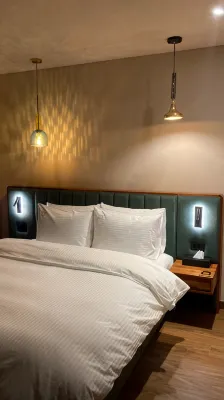Pocheon Handy 2.2 Screen Golf Pension - 4-Star