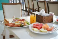 Zephyr Grand Hotel - Bữa sáng