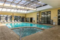 Quality Inn National Fairgrounds Area - Pool
