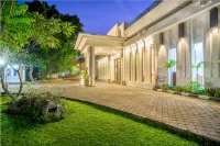 Inna Bali Heritage Hotel Hotels near Pemecutan Palace