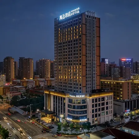 THE LIN Fengdalin Hotel (Putian Sports Center)