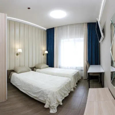 Vernisazh Mini-Hotel - parking