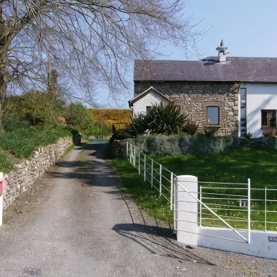 The Village Studio Apartments Hotels near Athlone Castle